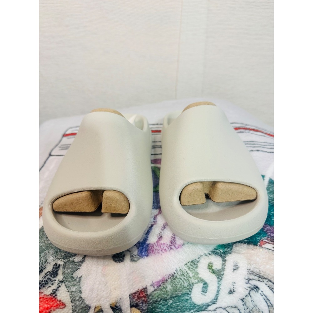 Yeezy YS-01 Slide Bone 2022 Cream White EVA Foam Sandals FZ5897 Mens 8US